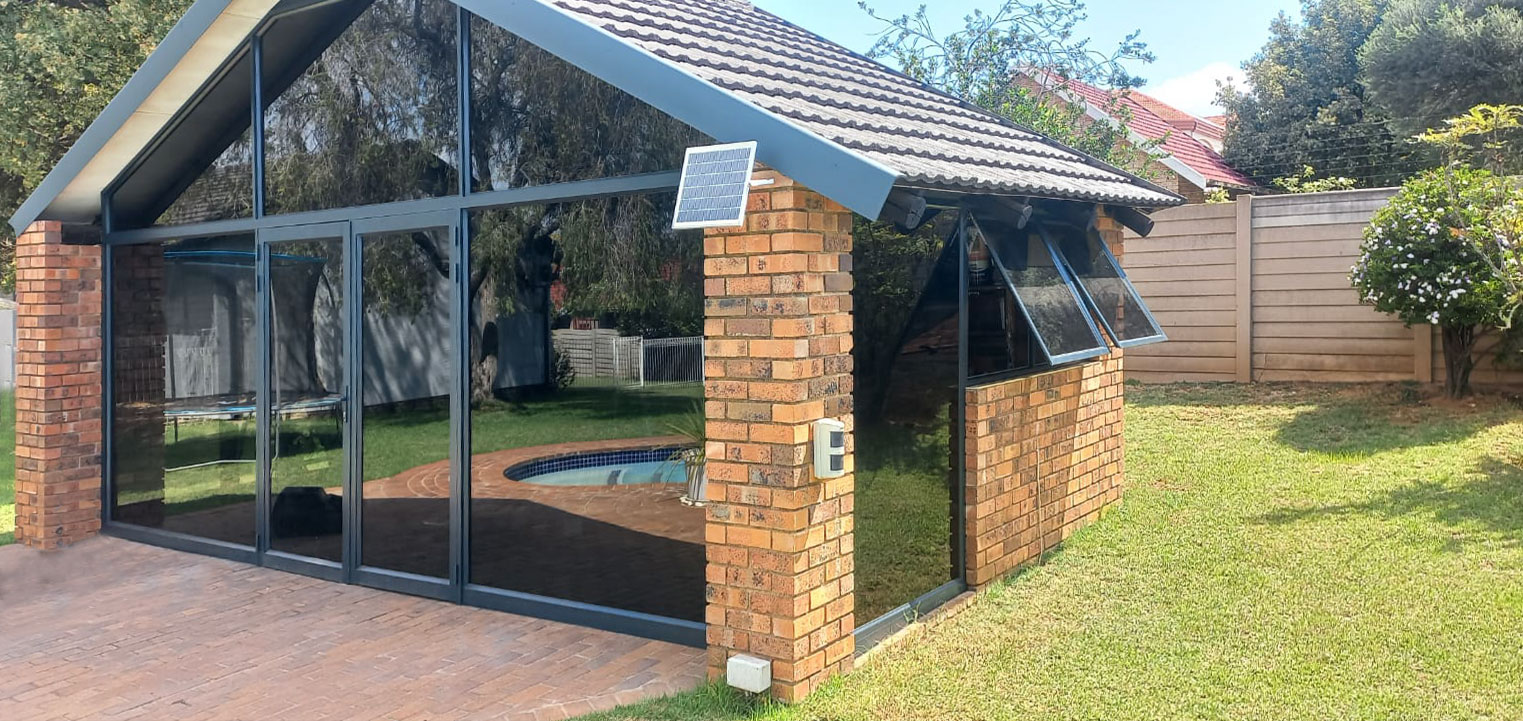 Pool-House